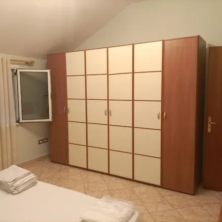 Apartment Elena For Rent