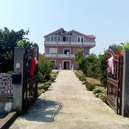 Elena For Rent Appartement *